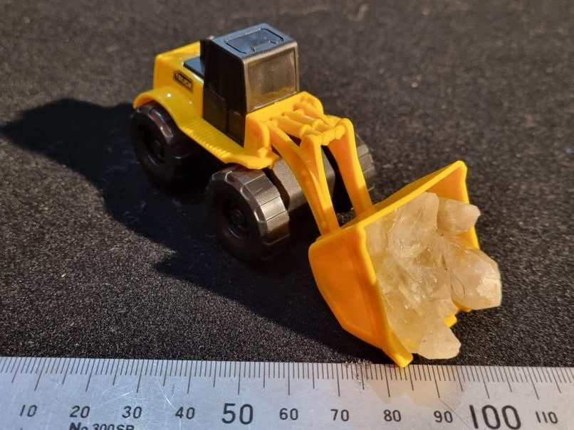 Toy Digger - Loader with Quartz