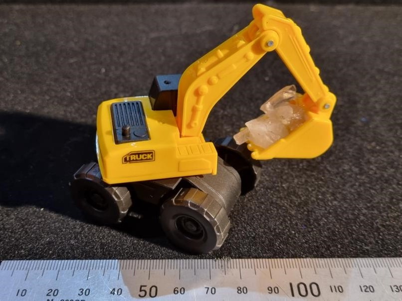 Toy Digger - Excavator with Quartz