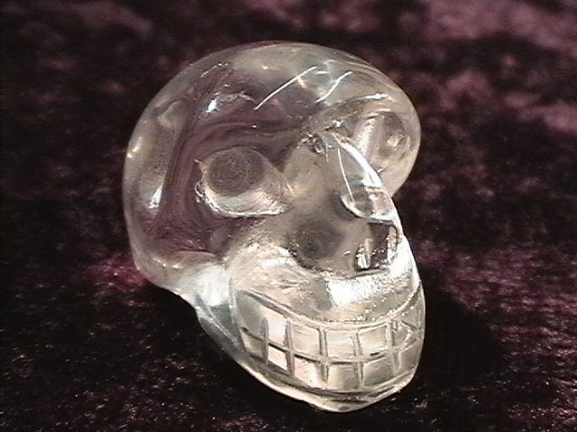 Figurine - Skull - Quartz