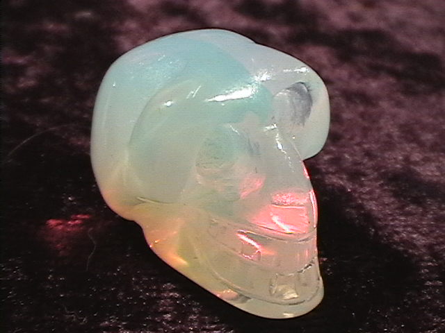 Figurine - Skull - Opalite