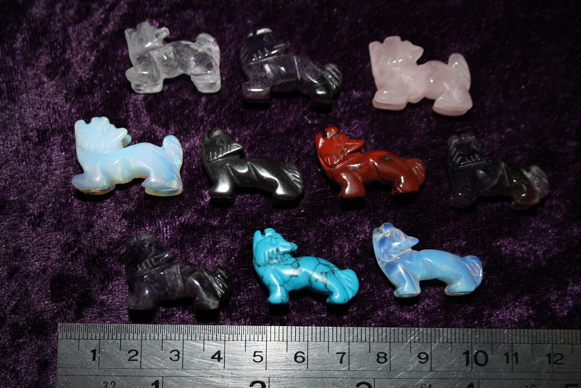 Figurine - Wolf - Mixed Stones