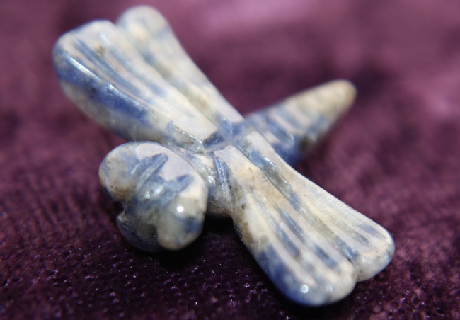 Figurine - Dragonfly - Dumortierite