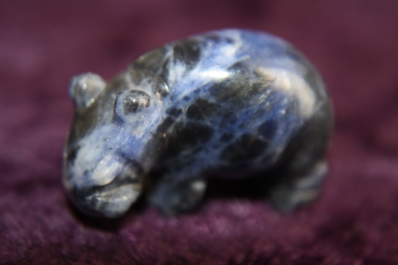 Figurine - Hippopotamus - Dumortierite