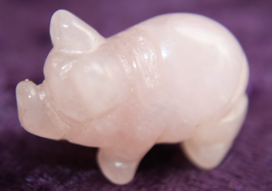 Figurine - Pig - Rose Quartz