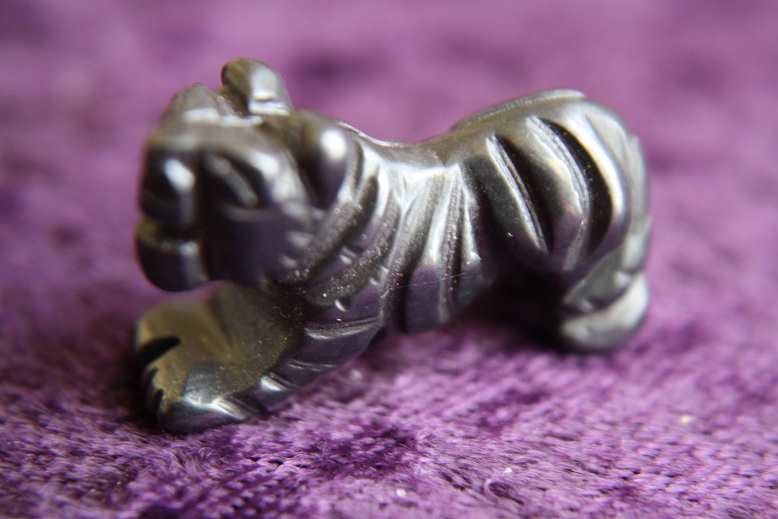 Figurine - Tiger - Hematite