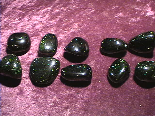 Tumbled Stone - Green Goldstone