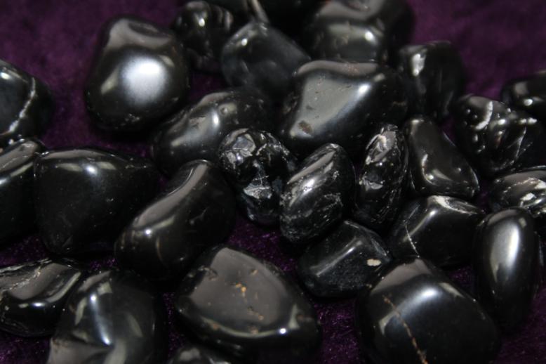 Tumbled Stone - Black Onyx [Small]