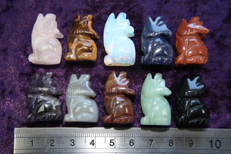 Figurine - Coyote - Mixed Stones