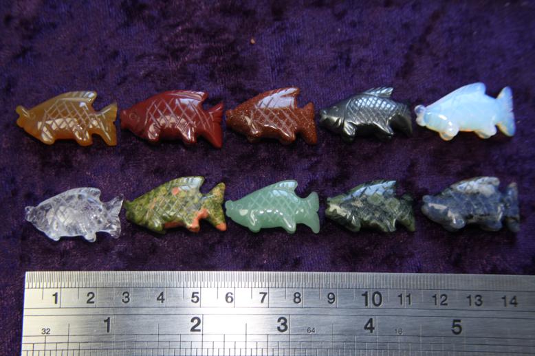 Figurine - Fish - Mixed Stones - Click Image to Close